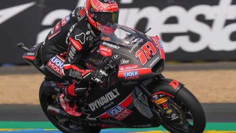 Manu González gana en Moto2, con Canet en el podio