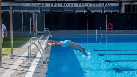 Bonos de entrada a piscinas municipales de Madrid: precio, franjas de edad y cómo comprarlos