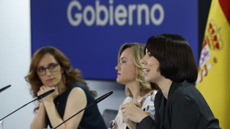 El PP impone el debate de la financiación en la cita autonómica de Barcelona