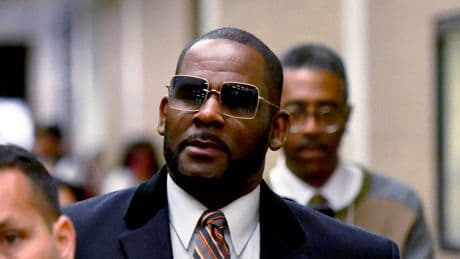 Singer R. Kelly alleges mistreatment after hospitalization and prison 'murder plot'