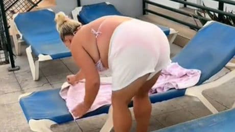 Fury as mum-of-six reserves sun beds then leaves Spanish resort for breakfast