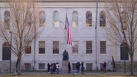 La Justicia de EEUU revoca los recortes millonarios de la Administración Trump a la Universidad de Harvard