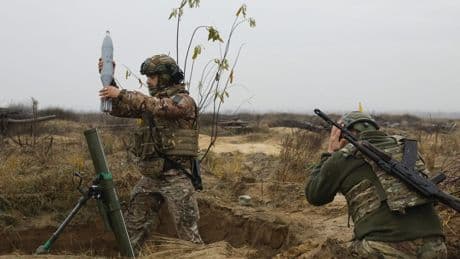 Guerra in Ucraina, a pochi giorni dal vertice con Trump le truppe russe sfondano nel Donetsk
