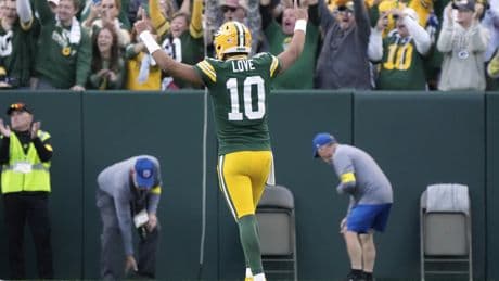 Fanatics Sportsbook promo NYPOST for Thursday Night Football: Bet $10, get $100 in FanCash, plus up to $100 back in FanCash every football gameday
