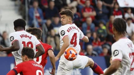 Más problemas para el Sevilla: el United puede llevarse a una de sus estrellas