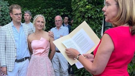 Jeroen en Jackelien spraken net als Sander Lantinga elf jaar na bruiloft hun trouwgeloftes opnieuw uit: ’Je moet het leven vieren’