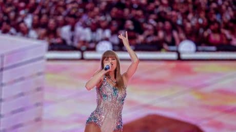 El FOMO dispara la locura por los conciertos: &quot;No soporto a Taylor Swift, pero gasté 220 euros porque el mundo enloqueció&quot;