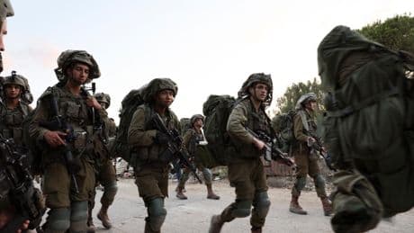 Israel llama a filas a  miles de reservistas y Netanyahu cancela su viaje a Azerbaiyán