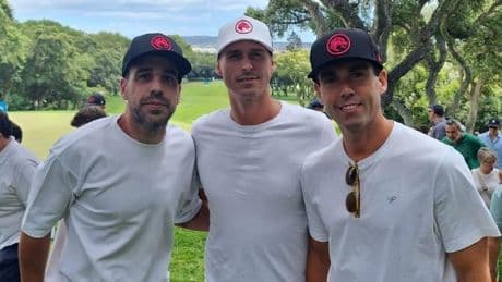 Beñat, Iturraspe y Susaeta disfrutan de Jon Rahm con un 'look' de la Legión XIII