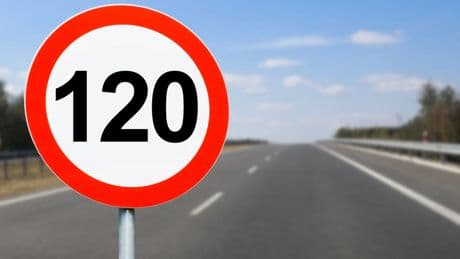 Ni Francia ni Alemania: el país de Europa ha aumentado su límite de velocidad