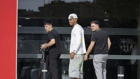 Lamine Yamal, en oficinas para firmar su renovación