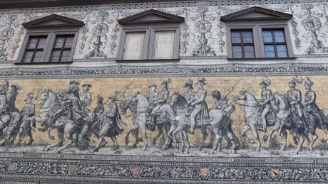 Dresden: "Fürstenzug" besteht aus 23.000 Fliesen