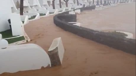 Spanish Easter holidays cancelled as Foreign Office issues travel warning amid floods chaos