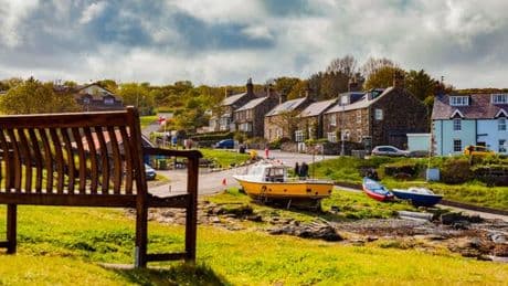 Pretty UK seaside village frozen in time where tourists keep visiting