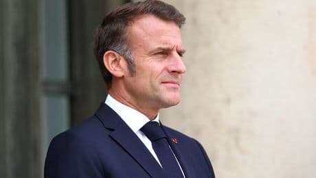 «Une inhumanité sans limite» : Emmanuel Macron condamne les images des otages israéliens diffusées par le Hamas