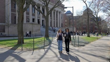 Liveblog USA unter Trump: Harvard klagt gegen Ausschluss ausländischer Studenten