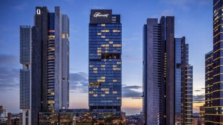 İstanbul'un dev oteli 120 milyon dolara satıldı