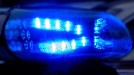 Unfall im Landkreis Gotha: Auto landet auf einem Feld - Beifahrerin verletzt