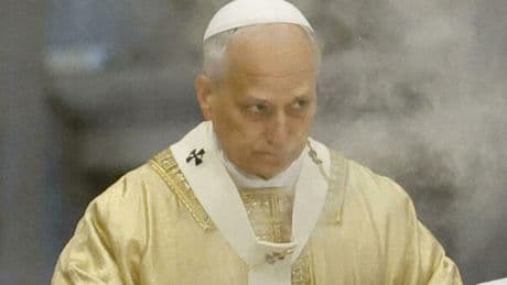 Leone XIV, le grandi decisioni dopo l'estate ma in questi giorni affiora la bussola del pontificato: unità interna e no al riarmo