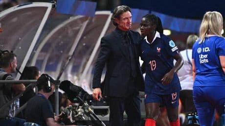 Euro 2025 : l’équipe de France de football emmenée par Griedge Mbock et Marie-Antoinette Katoto
