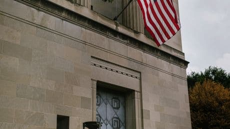 Appeals Court Delays Decision on Contempt Plan in Venezuelan Migrant Deportation Case