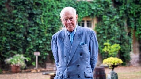 Meet 79-year-old millionaire taking to Tinder to find a ‘good breeder’ and heir to 50-room mansion