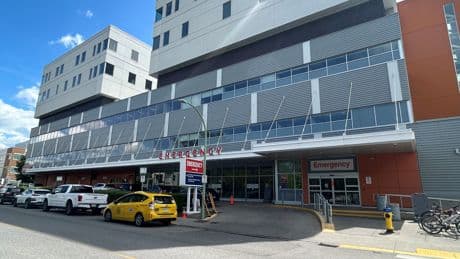 Kelowna ER doctors sound alarm over ‘unprecedented’ closure of pediatric ward
