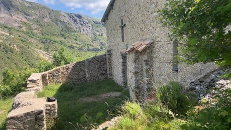 Saint-Geniez : la mystérieuse chapelle de Dromon de nouveau accessible