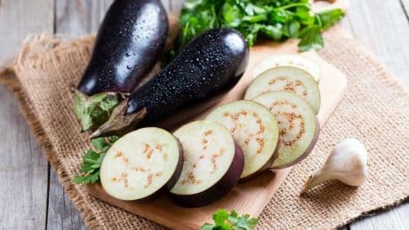 La receta de 'morcilla vegana' típica de Murcia que elaborada con berenjenas que es ideal para un aperitivo de verano