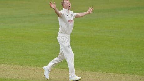 Lyndon James shines as Nottinghamshire take upper hand in Championship battle