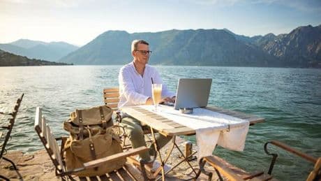Geldanlage: Wie kann ich meine Urlaube durch Kapitalerträge finanzieren?