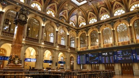 El Ibex 35 pone a punto los 14.400 puntos y cierra su mejor jornada en casi cuatro meses