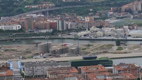 Astronomía, inteligencia artificial y ciberseguridad, nuevos vecinos de Zorrozaurre