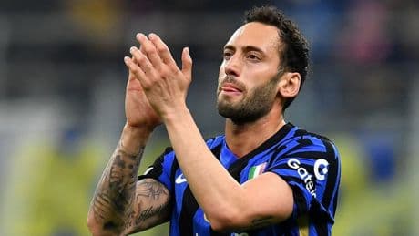 Hakan Çalhanoğlu sessizliğini bozdu! Milli futbolcu sosyal medyadan cevap verdi: Bu kulübe asla ihanet etmedim...