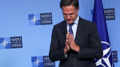 Mark Rutte ignora a España y propondrá a los aliados un gasto del 5% en Defensa: "Si no lo hacemos, no estaremos seguros"