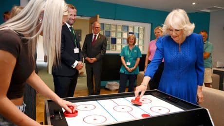 Queen praises ‘wonderful’ children’s hospices on anniversary visit
