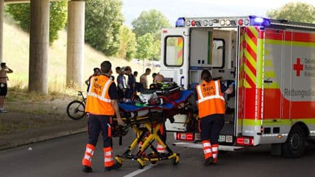 Großeinsatz in Baden-Württemberg – 70 Verletzte nach Massensturz bei Radrennen