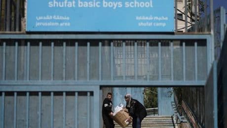 En direct, guerre à Gaza : l’UNRWA dénonce « une atteinte à l’enfance » après la fermeture par Israël d’écoles pour enfants palestiniens à Jérusalem-Est