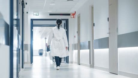 Doktor milletvekili özel hastanede para tuzağına düştü