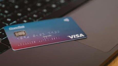 Yaşlıların 'finansal istismarına karşı' kurumsal çözümler devreye alınıyor