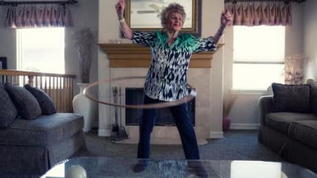 La femme à l'origine du hula-hoop aux États-Unis est morte à l'âge de 101 ans