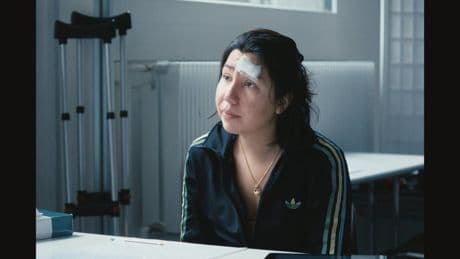 « Sauve qui peut » : Alexe Poukine au chevet de l’hôpital broyé