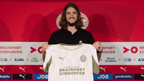 PSV verwelkomt Yarek Gasiorowski