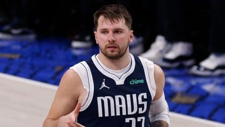 Los Mavs amenazan a Doncic: "Le gustaban la cerveza y las cachimbas"