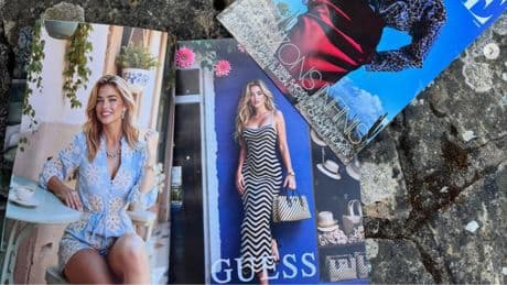 «Embauchez des graphistes !» : l’IA se répand dans la publicité, mais crispe les consommateurs