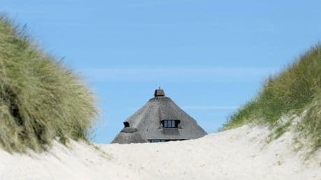Vermögende: Warum wurde ausgerechnet Sylt zur Insel der Reichen und Schönen?