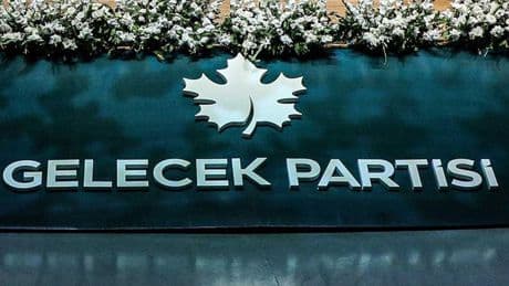 Gelecek Partisi'nde çifte istifa