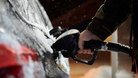 Drivers can save ’two litres of fuel an hour’ by pressing common car switch