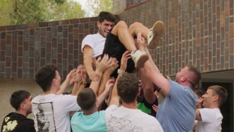 Carlos Alcaraz, su concepto de la amistad y lo que está mal de su documental de Netflix: "Quería dejar el tenis porque estaba solo"