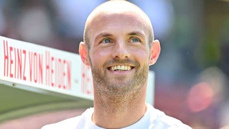 Vor Saisonfinale in Berlin - Baby-Pause für den 96-Trainer